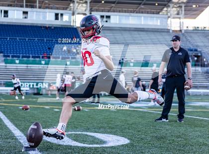 Thumbnail 3 in Clackamas @ Central Catholic photogallery.