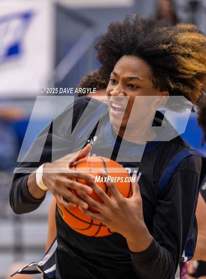 Thumbnail 2 in Layton Christian Academy vs. Mt. Zion Prep Academy (Five for the Fight) photogallery.