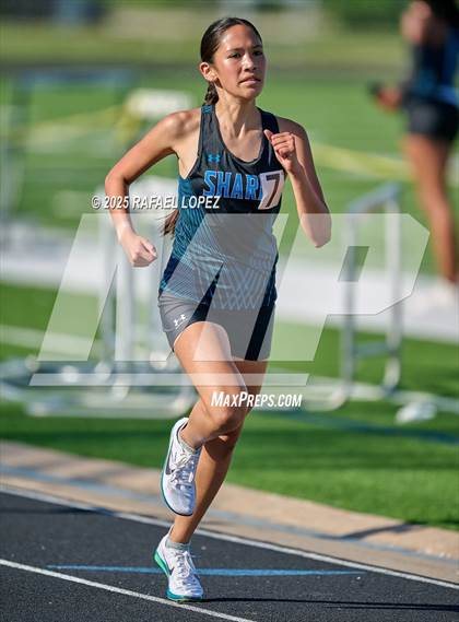Thumbnail 2 in UIL 6A Track & Field Area 21&22 (1600M) photogallery.