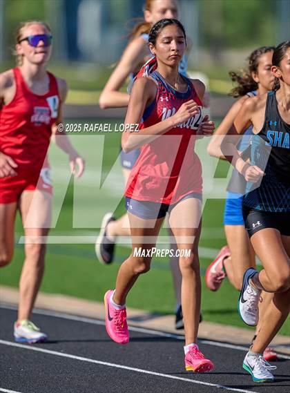 Thumbnail 1 in UIL 6A Track & Field Area 21&22 (1600M) photogallery.