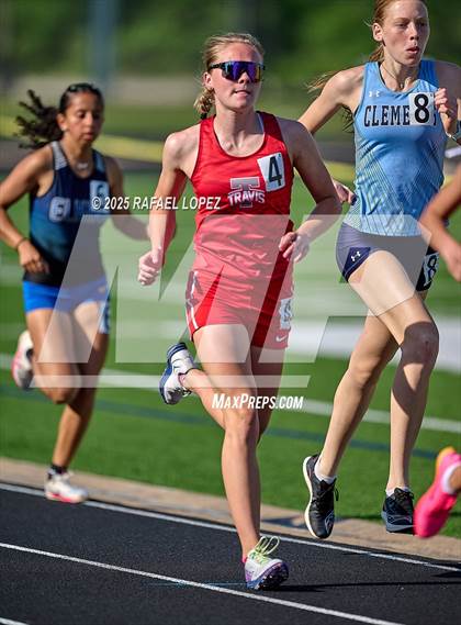 Thumbnail 2 in UIL 6A Track & Field Area 21&22 (1600M) photogallery.