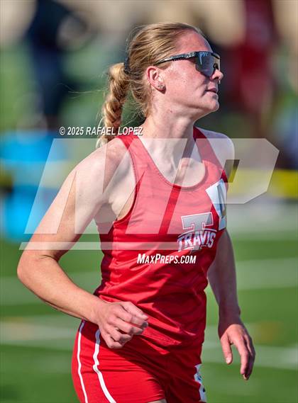 Thumbnail 1 in UIL 6A Track & Field Area 21&22 (1600M) photogallery.