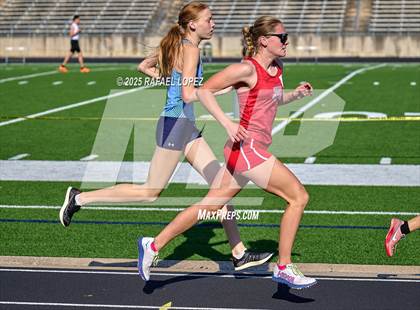 Thumbnail 2 in UIL 6A Track & Field Area 21&22 (1600M) photogallery.
