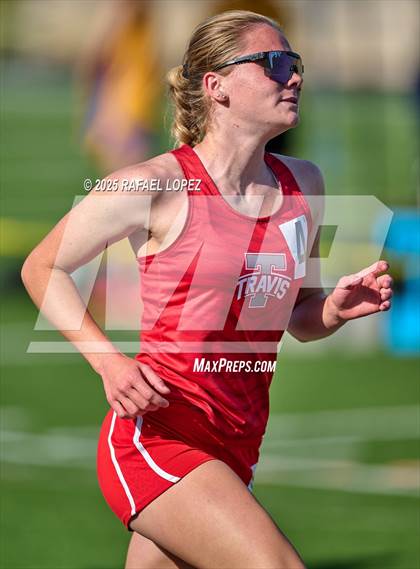 Thumbnail 3 in UIL 6A Track & Field Area 21&22 (1600M) photogallery.