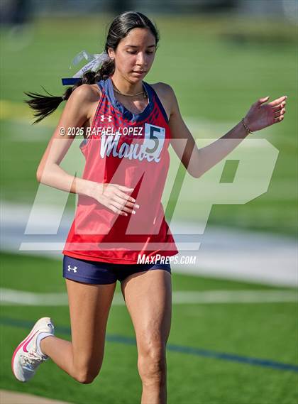 Thumbnail 3 in UIL 6A Track & Field Area 21&22 (1600M) photogallery.