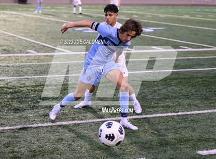 Thumbnail 2 in Johnson vs Lee photogallery.