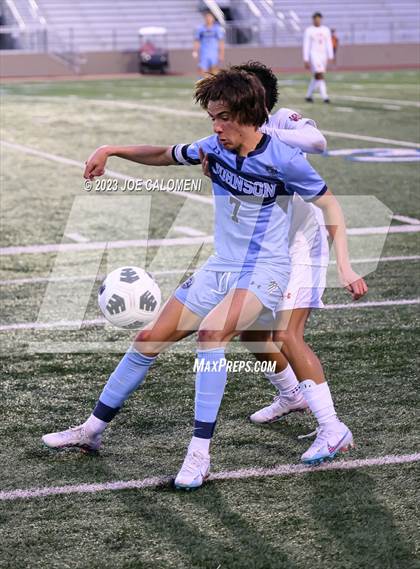 Thumbnail 3 in Johnson vs Lee photogallery.
