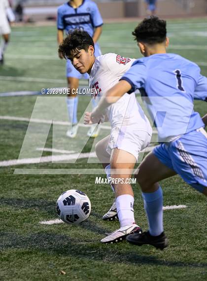 Thumbnail 3 in Johnson vs Lee photogallery.