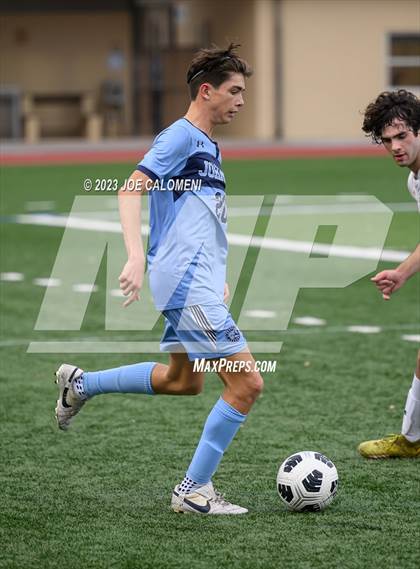 Thumbnail 3 in Johnson vs Lee photogallery.