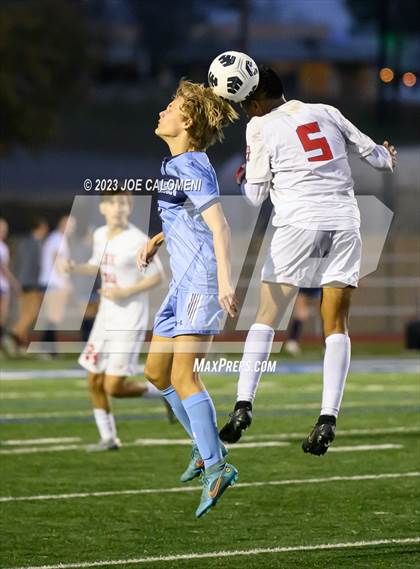 Thumbnail 3 in Johnson vs Lee photogallery.