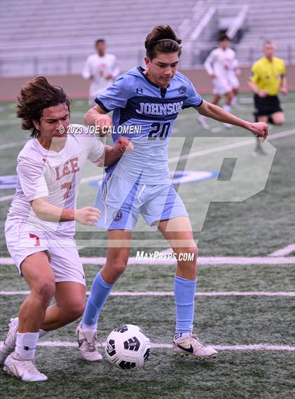 Thumbnail 1 in Johnson vs Lee photogallery.