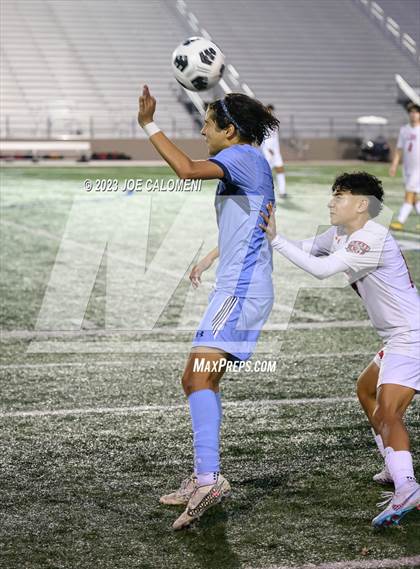 Thumbnail 3 in Johnson vs Lee photogallery.