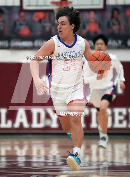 Thumbnail 1 in Trinity Christian vs. Village (TAPPS 6A Area Playoff) photogallery.