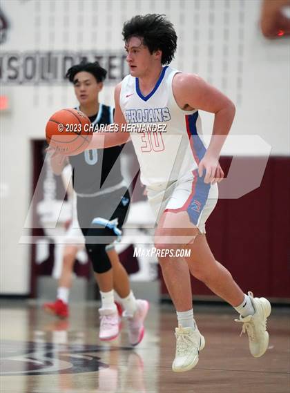 Thumbnail 3 in Trinity Christian vs. Village (TAPPS 6A Area Playoff) photogallery.