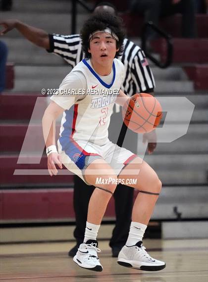 Thumbnail 2 in Trinity Christian vs. Village (TAPPS 6A Area Playoff) photogallery.