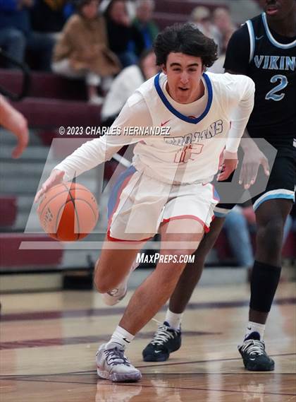 Thumbnail 2 in Trinity Christian vs. Village (TAPPS 6A Area Playoff) photogallery.