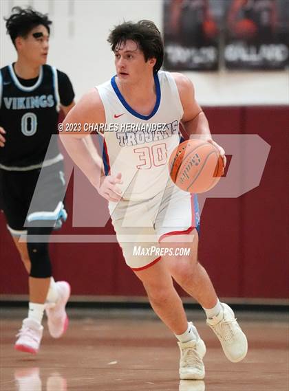 Thumbnail 3 in Trinity Christian vs. Village (TAPPS 6A Area Playoff) photogallery.