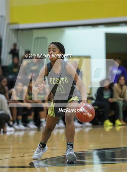 Thumbnail 1 in DeSoto @ Plano East photogallery.