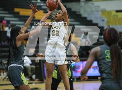 Thumbnail 2 in DeSoto @ Plano East photogallery.