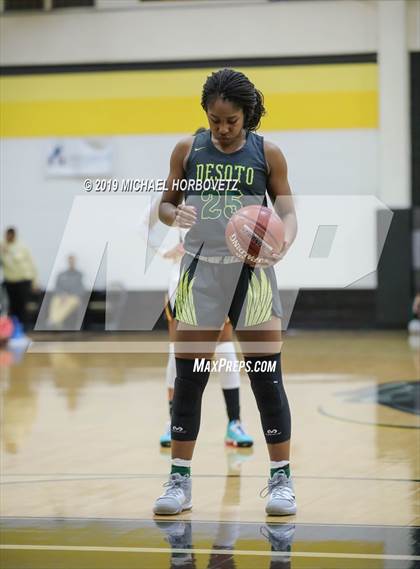 Thumbnail 3 in DeSoto @ Plano East photogallery.