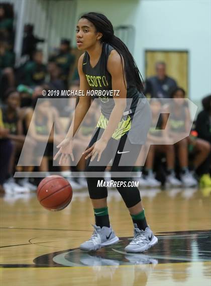 Thumbnail 2 in DeSoto @ Plano East photogallery.