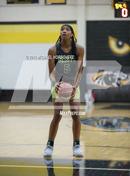 Thumbnail 3 in DeSoto @ Plano East photogallery.