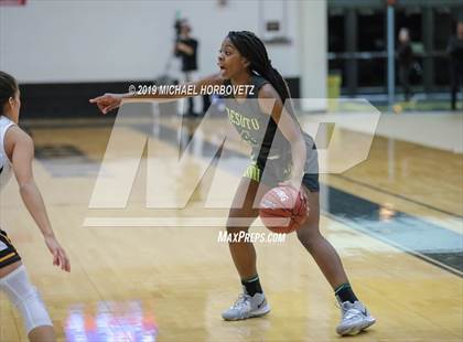 Thumbnail 2 in DeSoto @ Plano East photogallery.