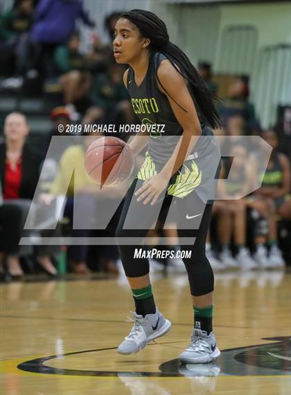 Thumbnail 3 in DeSoto @ Plano East photogallery.