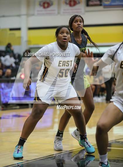 Thumbnail 1 in DeSoto @ Plano East photogallery.