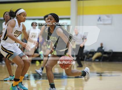Thumbnail 1 in DeSoto @ Plano East photogallery.