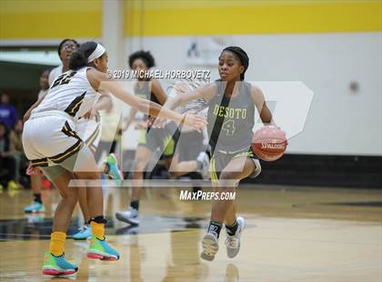 Thumbnail 3 in DeSoto @ Plano East photogallery.