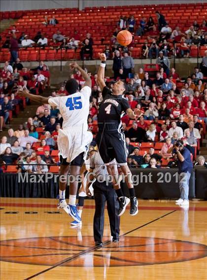 Thumbnail 2 in North Crowley vs. Marcus (5A Region 1 Semifinal) photogallery.