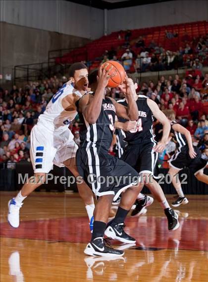 Thumbnail 2 in North Crowley vs. Marcus (5A Region 1 Semifinal) photogallery.