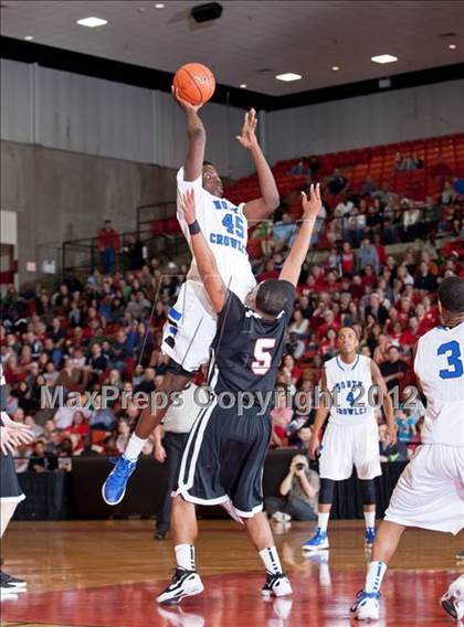 Thumbnail 3 in North Crowley vs. Marcus (5A Region 1 Semifinal) photogallery.