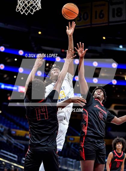 Thumbnail 2 in San Joaquin Memorial vs. St. Bernard (Coastal Catholic Classic) photogallery.