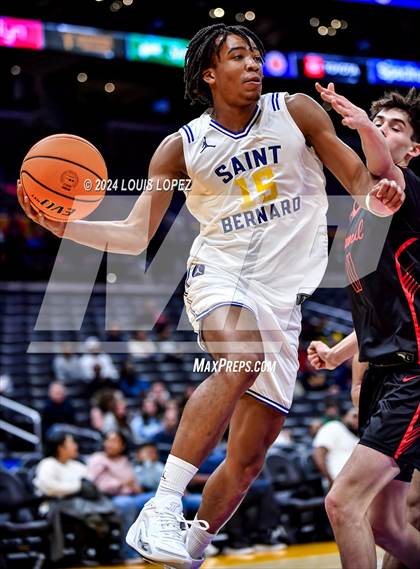 Thumbnail 1 in San Joaquin Memorial vs. St. Bernard (Coastal Catholic Classic) photogallery.