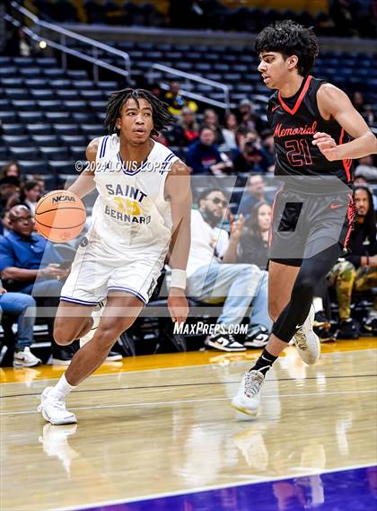 Thumbnail 1 in San Joaquin Memorial vs. St. Bernard (Coastal Catholic Classic) photogallery.