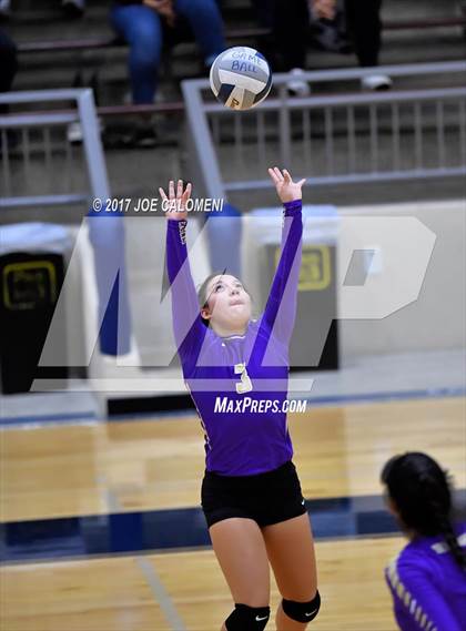 Thumbnail 3 in Jefferson Vs Brackenridge photogallery.