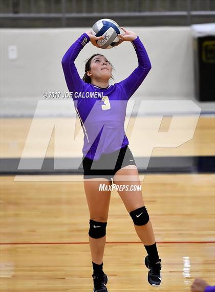 Thumbnail 2 in Jefferson Vs Brackenridge photogallery.