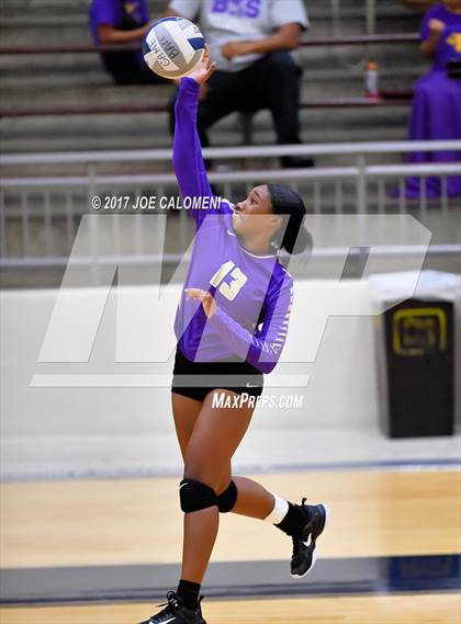 Thumbnail 1 in Jefferson Vs Brackenridge photogallery.