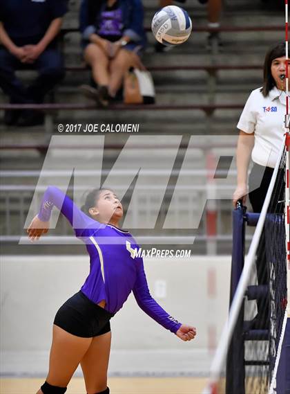 Thumbnail 2 in Jefferson Vs Brackenridge photogallery.