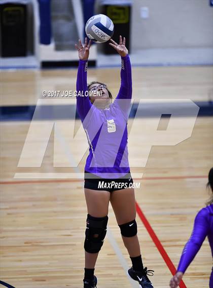 Thumbnail 3 in Jefferson Vs Brackenridge photogallery.