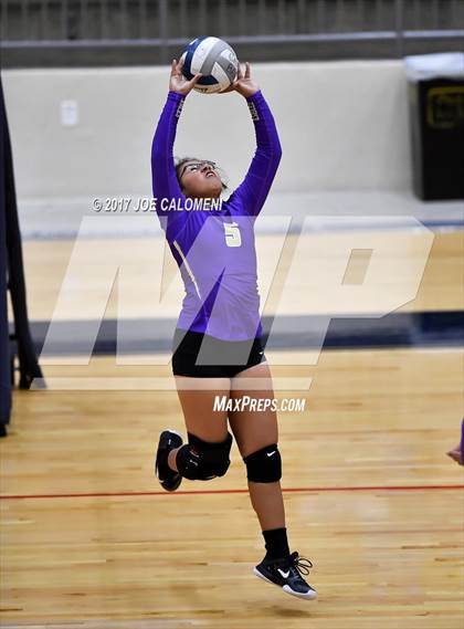 Thumbnail 2 in Jefferson Vs Brackenridge photogallery.