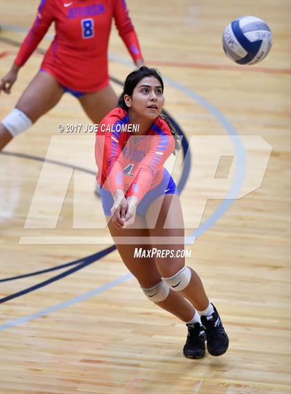 Thumbnail 3 in Jefferson Vs Brackenridge photogallery.