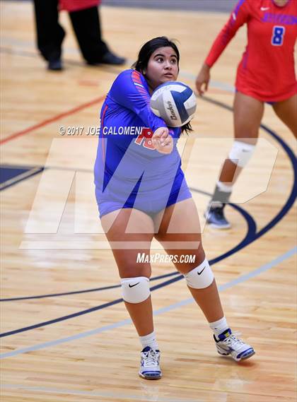 Thumbnail 2 in Jefferson Vs Brackenridge photogallery.