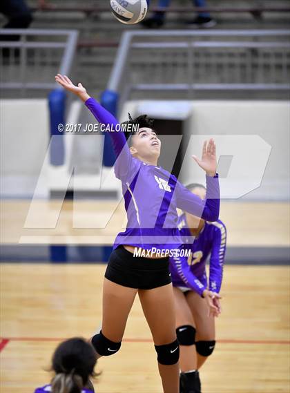 Thumbnail 3 in Jefferson Vs Brackenridge photogallery.
