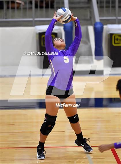 Thumbnail 1 in Jefferson Vs Brackenridge photogallery.