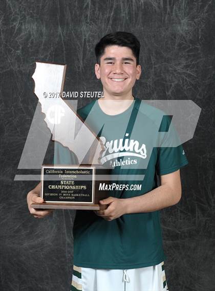Thumbnail 2 in St. Patrick-St. Vincent (CIF State D4 Award Photos) photogallery.