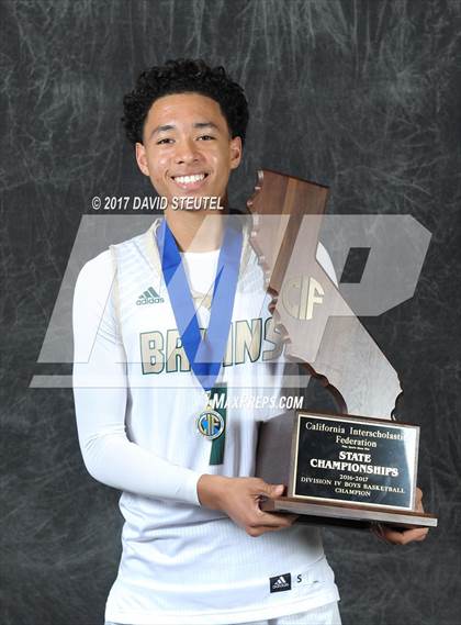 Thumbnail 3 in St. Patrick-St. Vincent (CIF State D4 Award Photos) photogallery.
