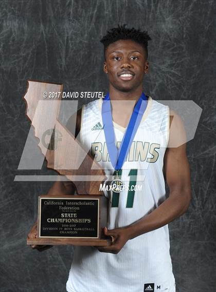 Thumbnail 2 in St. Patrick-St. Vincent (CIF State D4 Award Photos) photogallery.